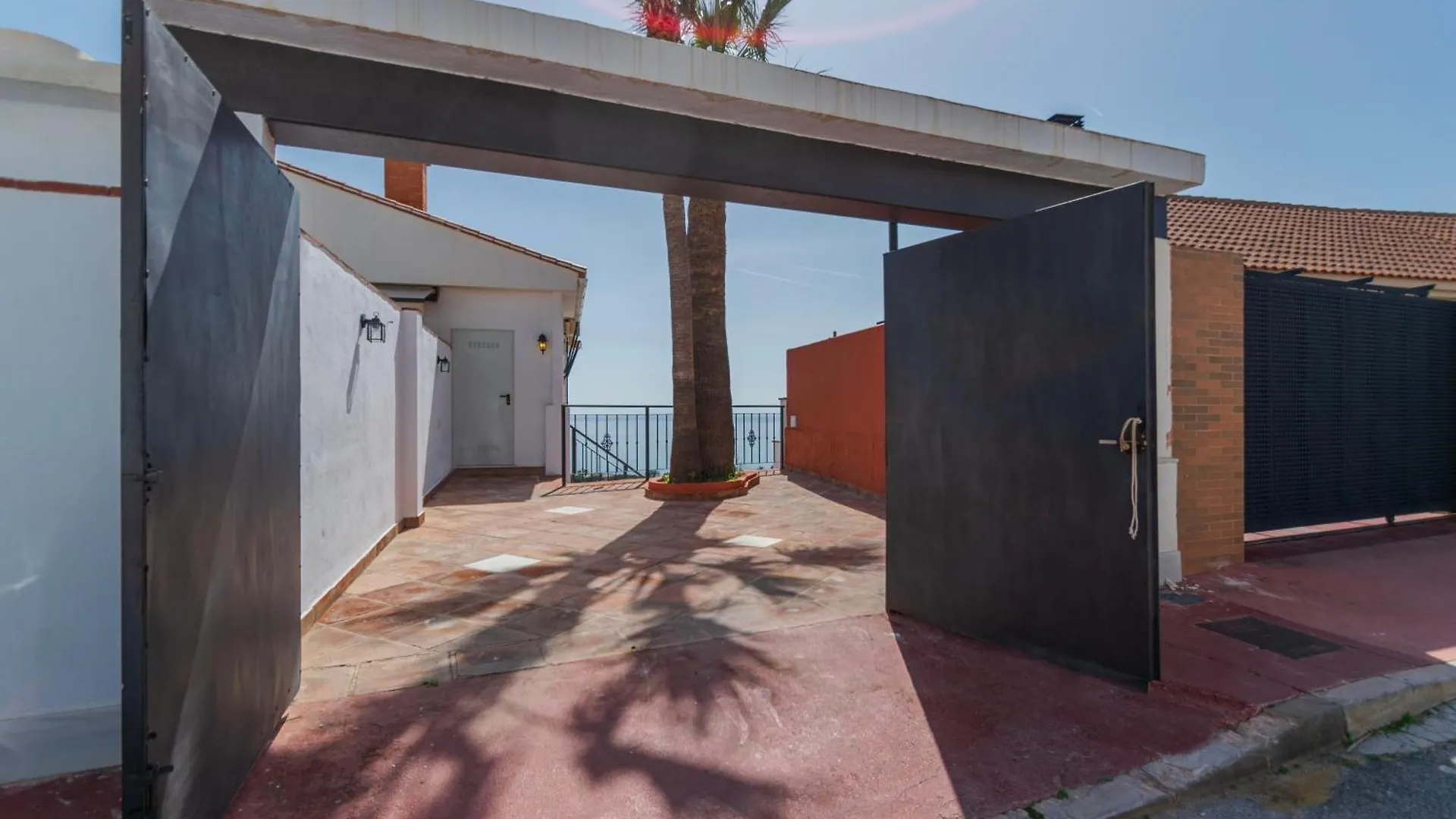 Apartment Mediterraneo Outdoor Pool Malaga