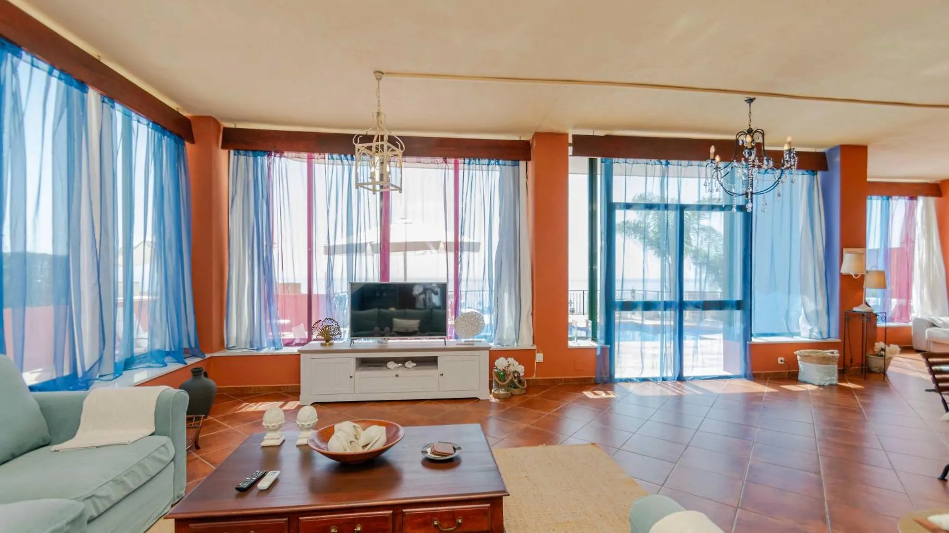 Apartment Mediterraneo Outdoor Pool Malaga Spain